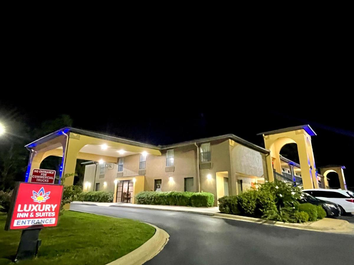 Luxury Inn & Suites Сельма Екстер'єр фото