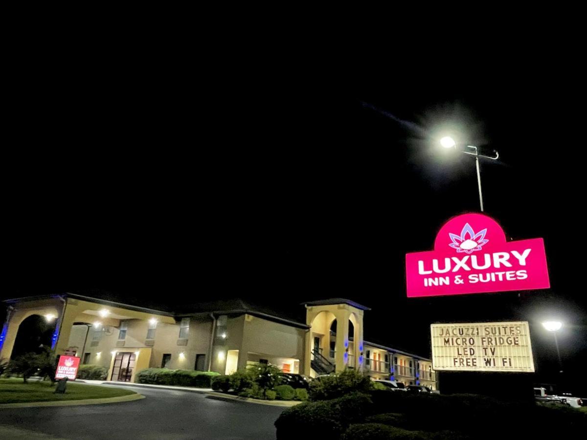 Luxury Inn & Suites Сельма Екстер'єр фото