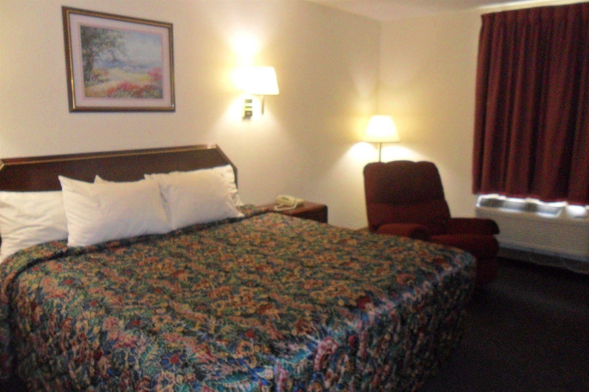 Luxury Inn & Suites Сельма Екстер'єр фото